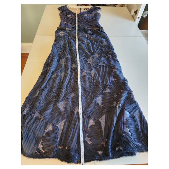 Tadashi Shoji Gown V Neck Cap Sleeve Maxi Formal Navy Blue Size 6 - Picture 8 of 10